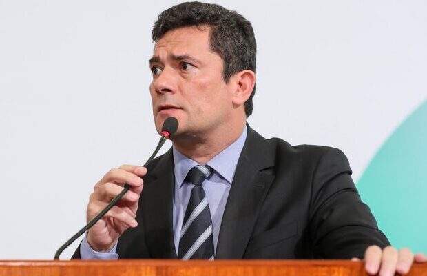 Delator diz que gravou autoridades ilegalmente a mando de Sergio Moro