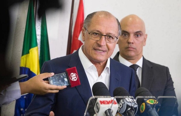 O ‘toma lá, dá cá’ entre o Governo Alckmin e a Justiça, segundo um estudo da FGV