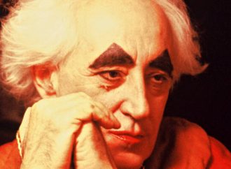 Morre Zé Celso, criador do Teatro Oficina e tradutor do tropicalismo para os palcos