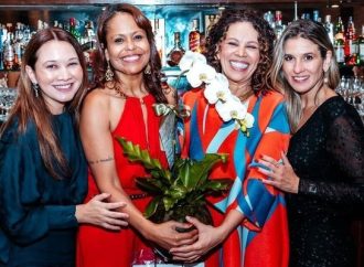 Ministra Edilene Lôbo, do TSE, é homenageada por advogadas em jantar
