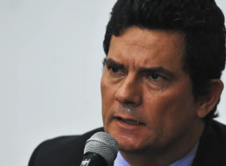 Violência, lawfare e soberania ferida: o fio que conecta feminicídios, Lava Jato e bolsonarismo