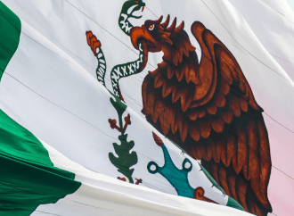 Aos 107 anos, Constituição mexicana passa por teste interamericano