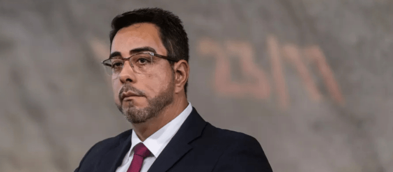 CNJ decide punir Marcelo Bretas com aposentadoria compulsória
