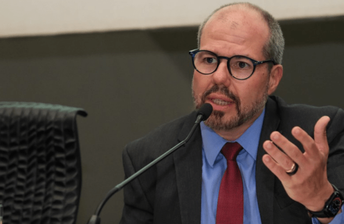 Ética em contexto de governança global: Estados Unidos, Mais Médicos, Cuba e dignidade humana