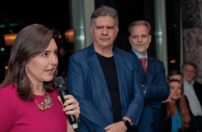 Simone Tebet participa de roda de conversa com empresários em São Paulo