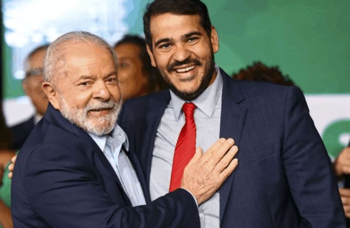 Indicação de Messias ao STF reabre debate sobre saber jurídico