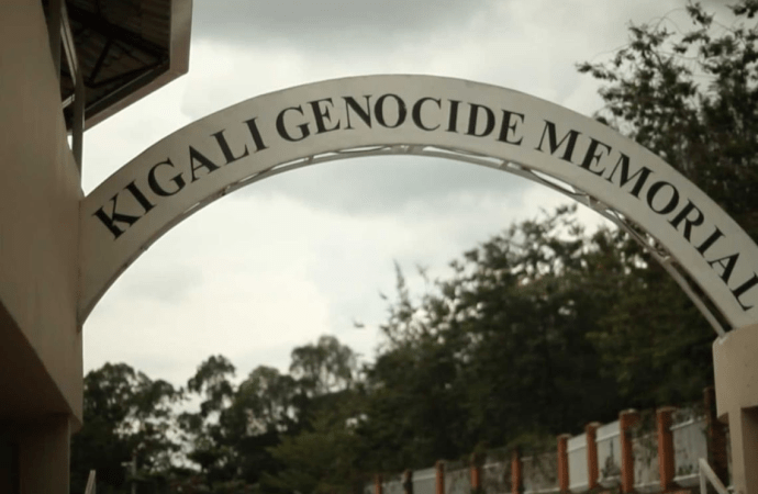 Em Ruanda, propaganda e Estado organizaram genocídio