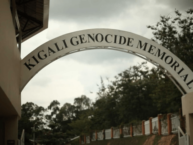Em Ruanda, propaganda e Estado organizaram genocídio