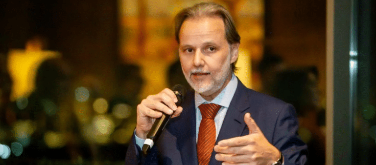 ‘Moraes defendeu a democracia, mas isso não lhe dá salvo-conduto’, diz coordenador de Lula